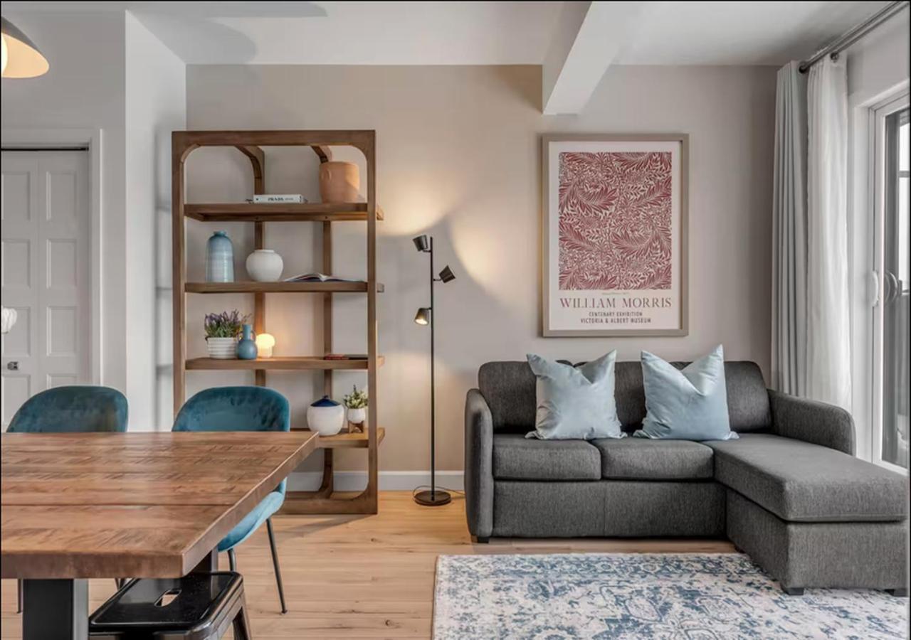 Apartment Initial / Gallery / Qc+parking Quebec City
