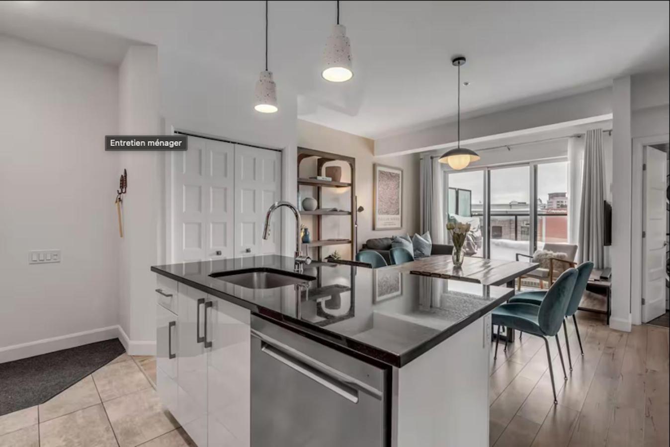 Initial / Gallery / Qc+parking Apartment