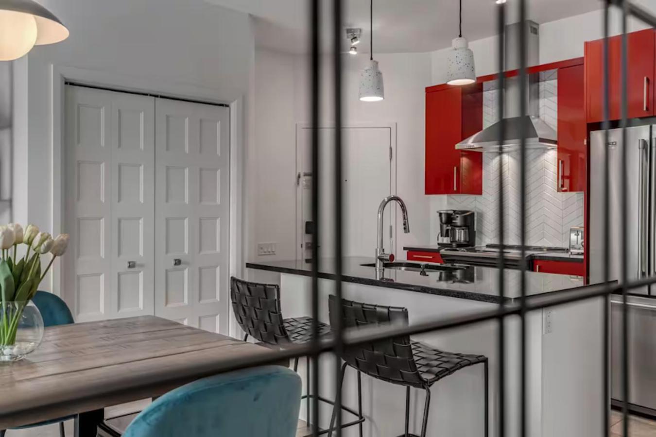 Initial / Gallery / Qc+parking Apartment Quebec City